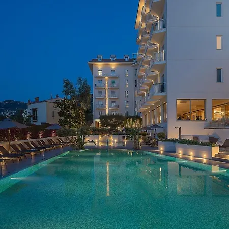 Conca Park Hotell 4*